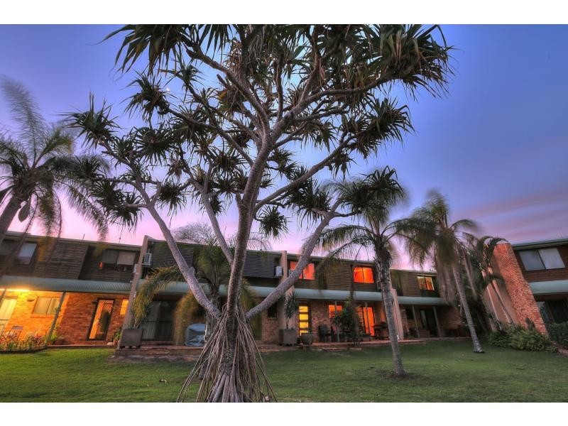 3/2A Tanner Street, Bargara, Bargara QLD 4670