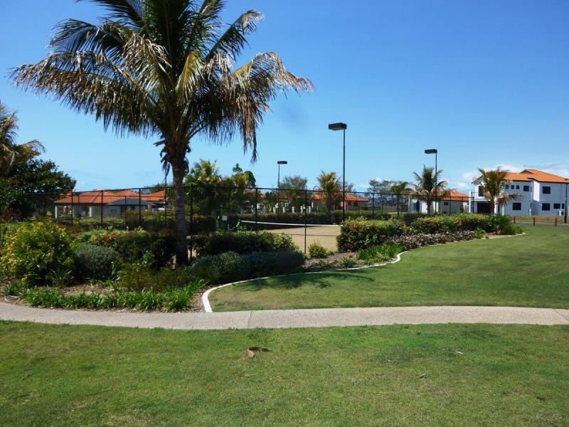 28 Chantelle Circuit, Coral Cove QLD 4670