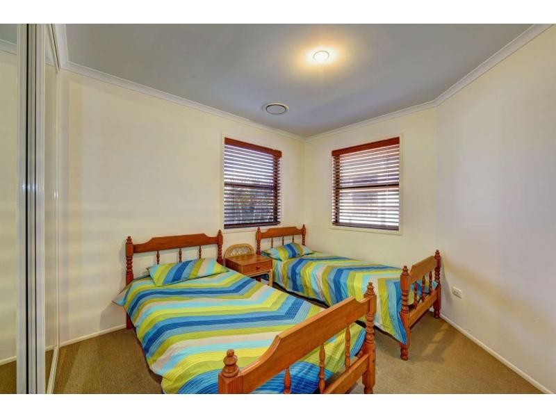 26 Chantelle Circuit, Coral Cove QLD 4670