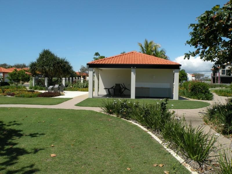 26 Chantelle Circuit, Coral Cove QLD 4670