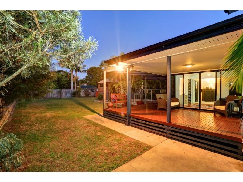 2 Causeway Place, Bargara QLD 4670