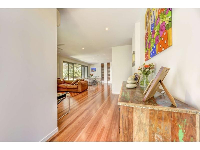 4 Henderson Row, Bargara QLD 4670