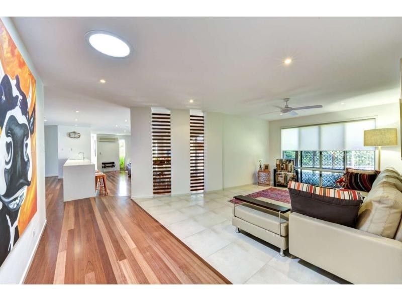 4 Henderson Row, Bargara QLD 4670