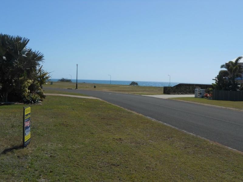 23 Emperor Drive, Elliott Heads QLD 4670