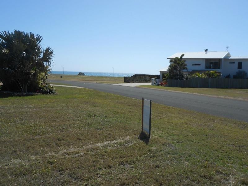 23 Emperor Drive, Elliott Heads QLD 4670