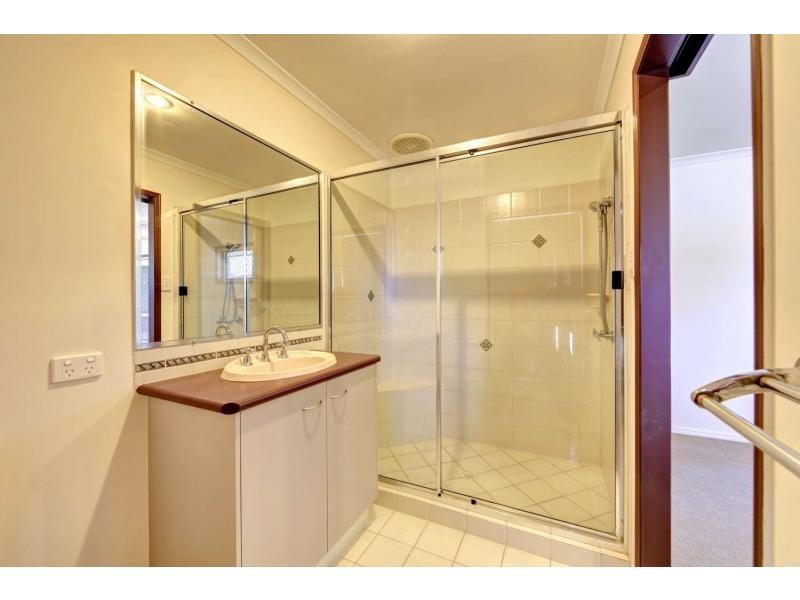 8 Jesse Court, Bargara QLD 4670