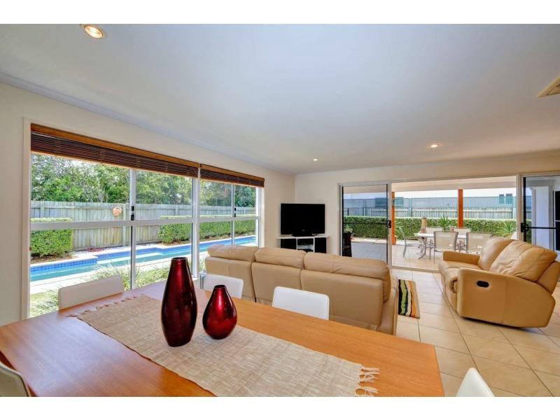 16 Jesse Court, Bargara QLD 4670