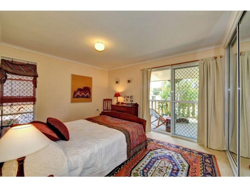 6 Leddy Crescent, Bargara QLD 4670