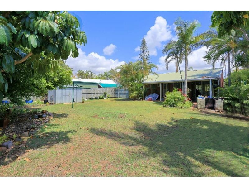 6 Leddy Crescent, Bargara QLD 4670