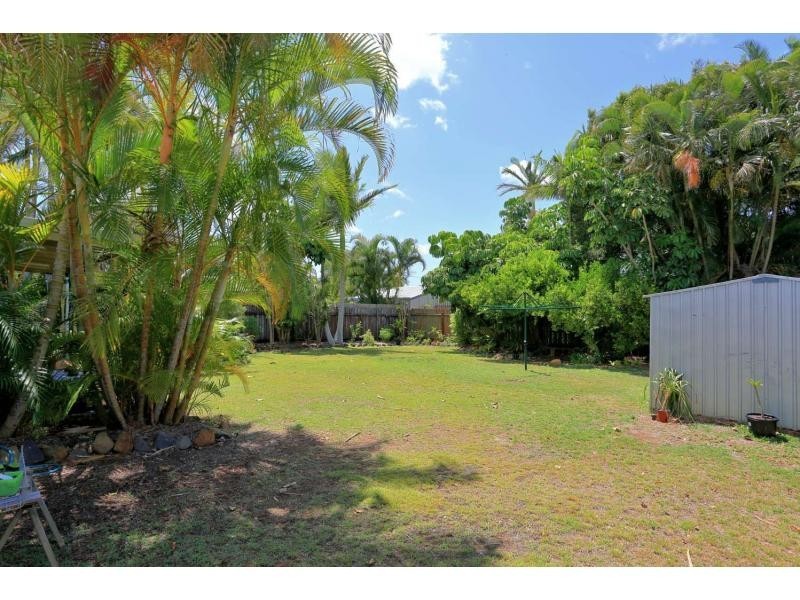 6 Leddy Crescent, Bargara QLD 4670
