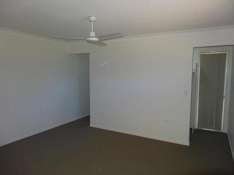 12 Logan Road, Innes Park QLD 4670