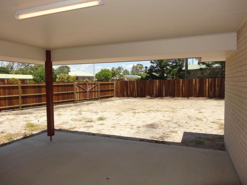 12 Logan Road, Innes Park QLD 4670