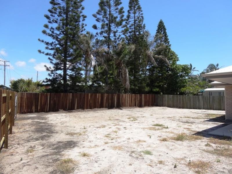 12 Logan Road, Innes Park QLD 4670