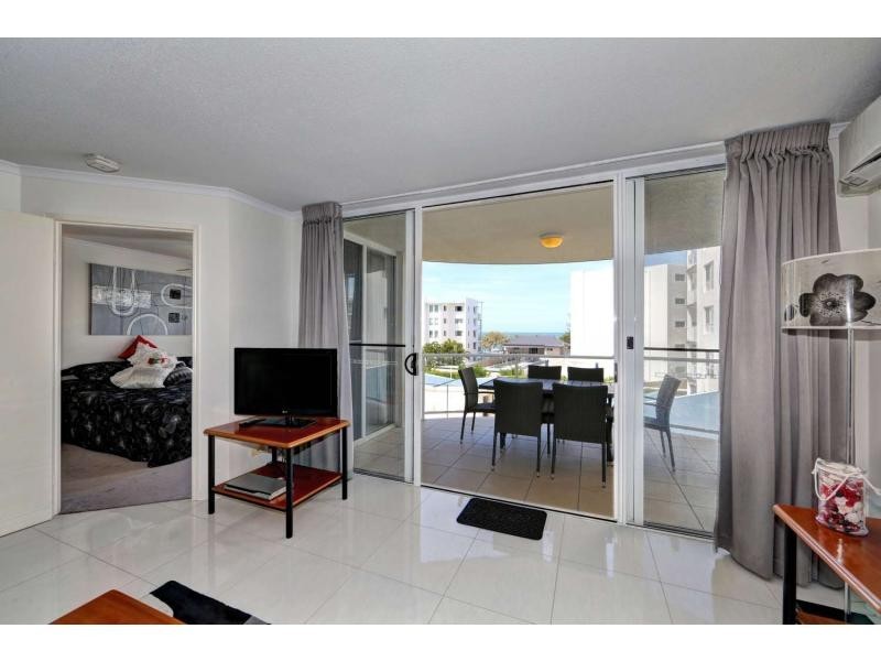 Unit 8/2 Baxter Street, Bargara QLD 4670