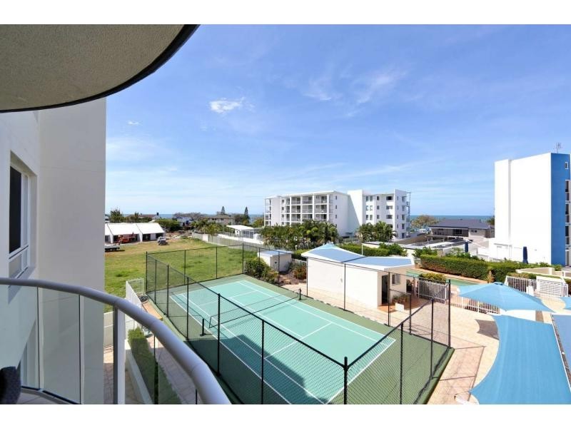 Unit 8/2 Baxter Street, Bargara QLD 4670