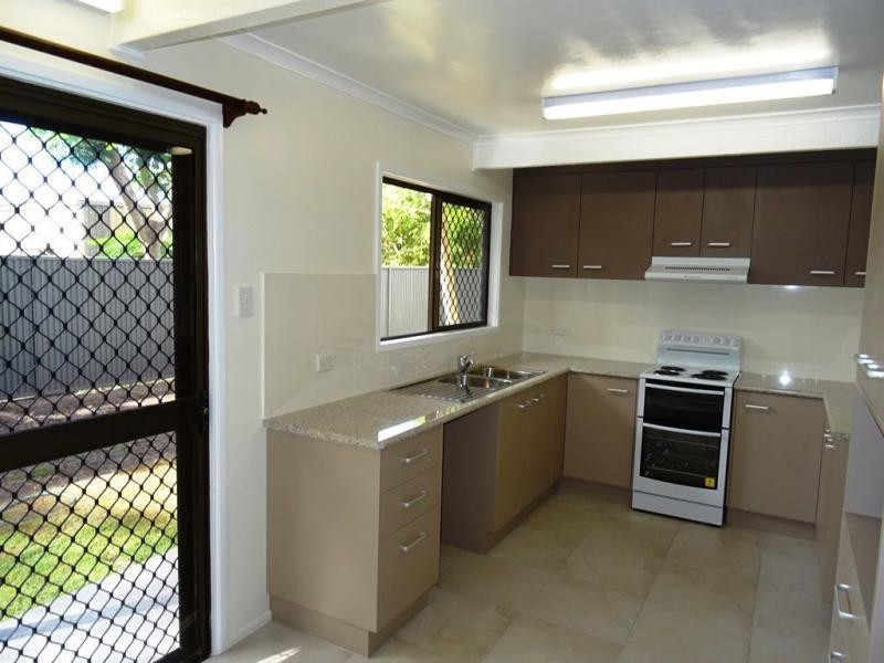 Unit 4/34 Bauer Street, Bargara QLD 4670