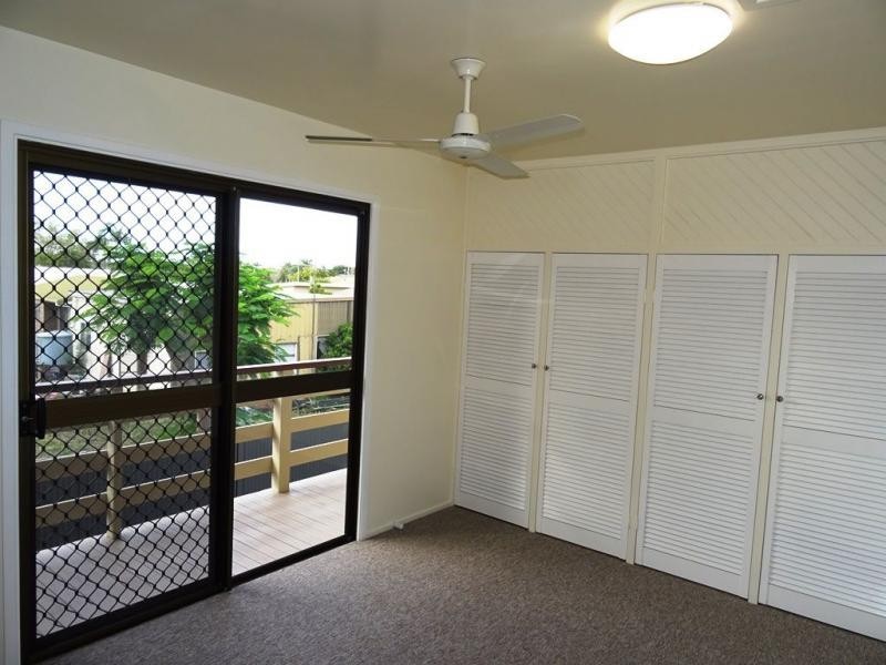 Unit 4/34 Bauer Street, Bargara QLD 4670