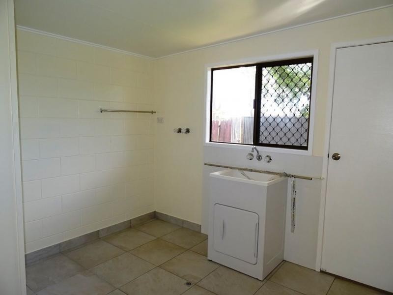 Unit 4/34 Bauer Street, Bargara QLD 4670