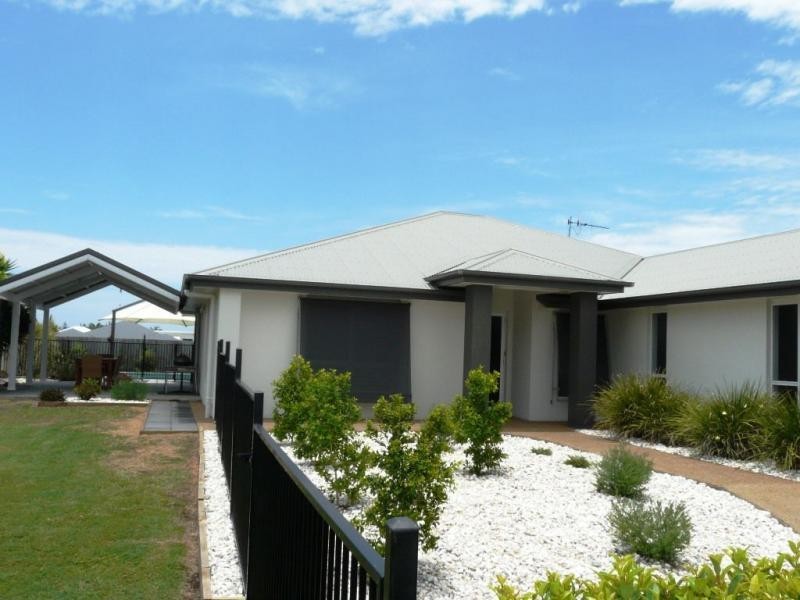 5 Riordan Place, Kellys Beach, Bargara QLD 4670