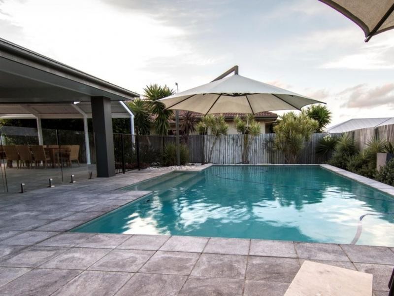 5 Riordan Place, Kellys Beach, Bargara QLD 4670