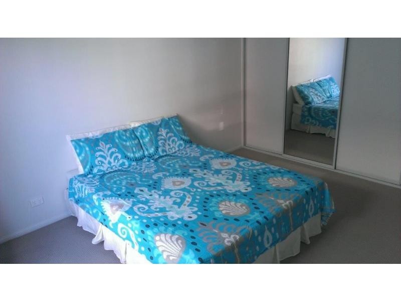 2/67 Holland Street, Bargara QLD 4670