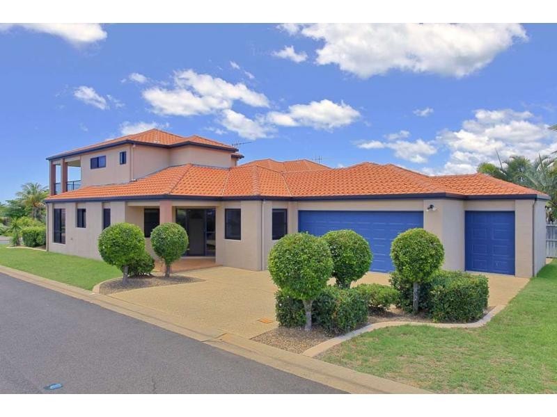 22 Chantelle Circuit, Coral Cove QLD 4670