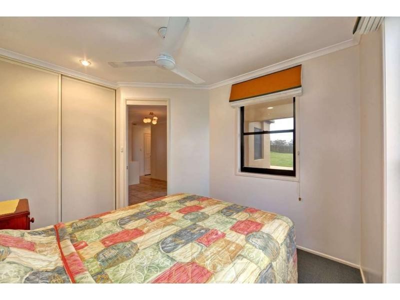 22 Chantelle Circuit, Coral Cove QLD 4670