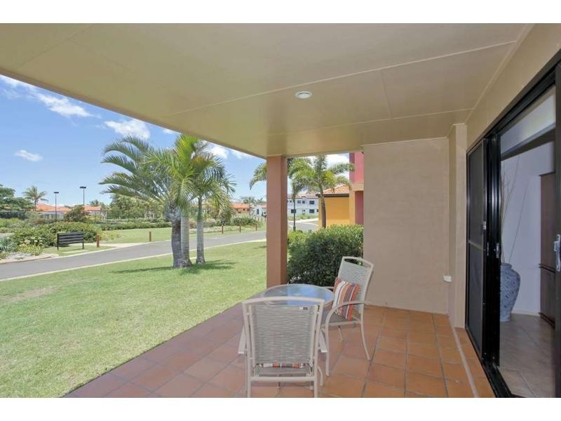 22 Chantelle Circuit, Coral Cove QLD 4670