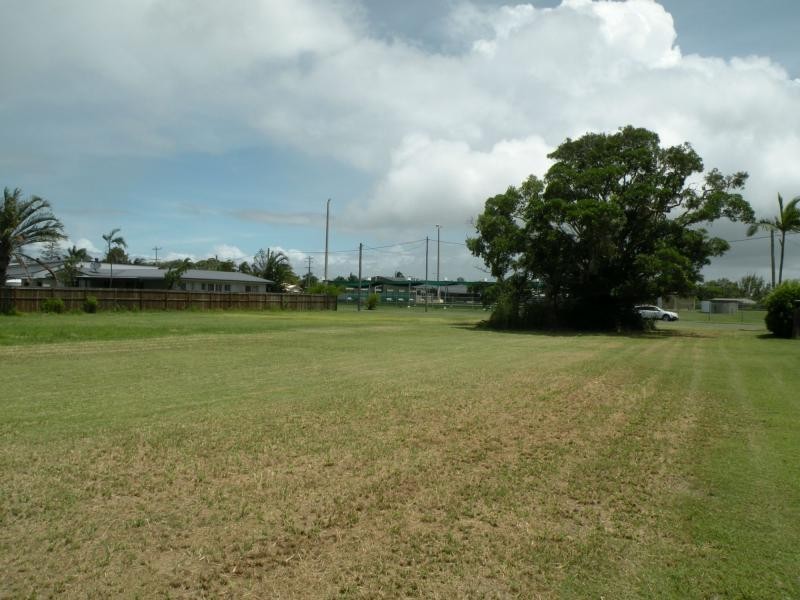 32 Tanner Street, Bargara QLD 4670