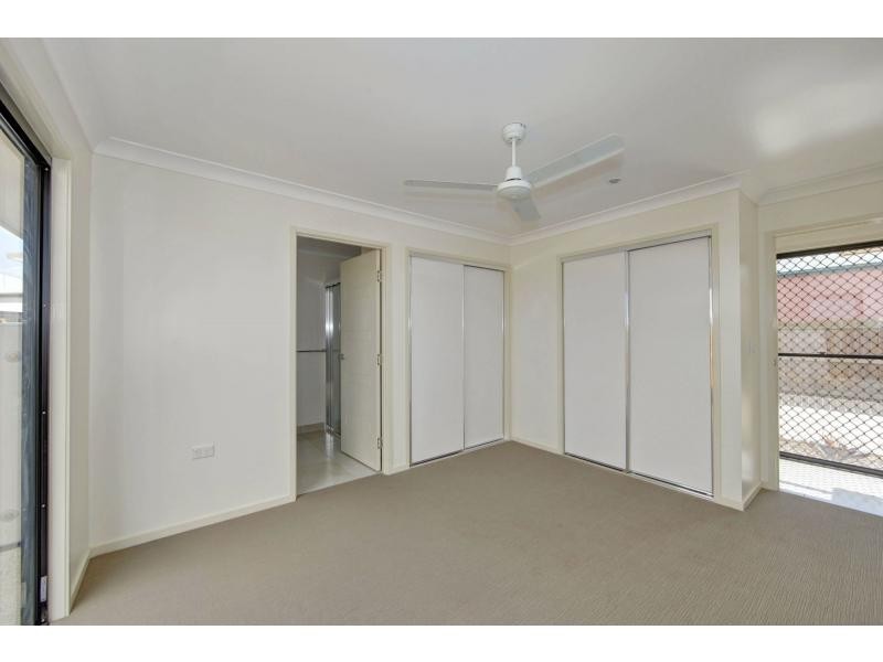 Villa 1/6 Backhill Drive, Coral Cove QLD 4670