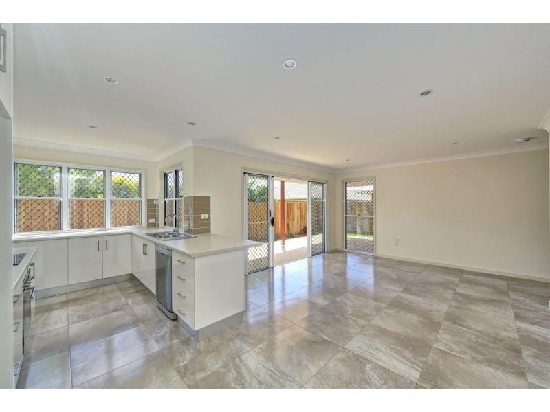 7/6 Backhill Drive, Coral Cove QLD 4670