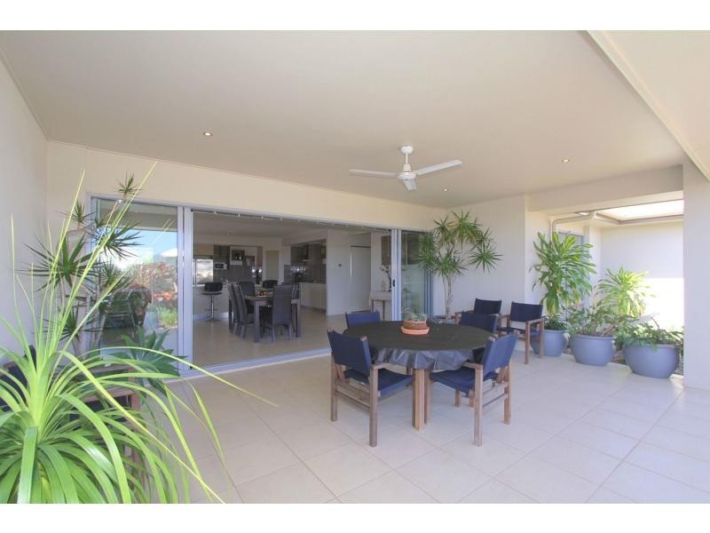2 Parkside Parade, Bargara QLD 4670