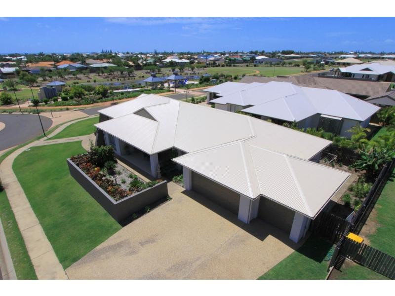 2 Parkside Parade, Bargara QLD 4670