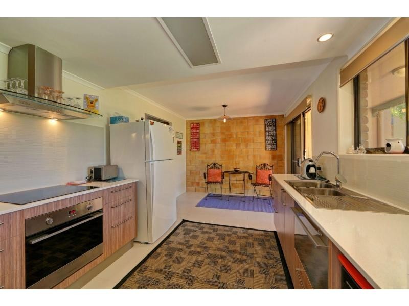 3/2A Tanner Street, Bargara QLD 4670