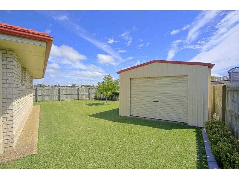 6 Federation Street, Bargara QLD 4670