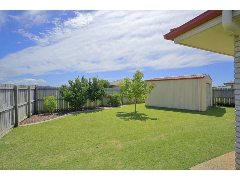 6 Federation Street, Bargara QLD 4670