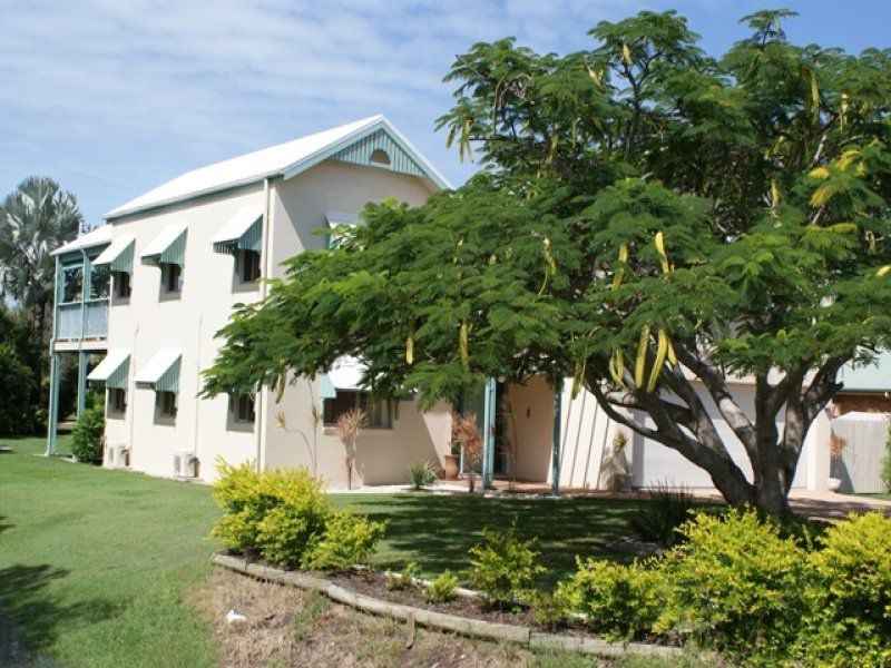 96 Davidson Street, Bargara QLD 4670