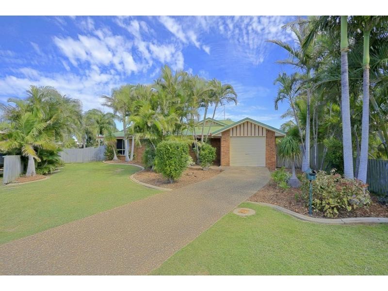 4 Bass Court, Bargara QLD 4670