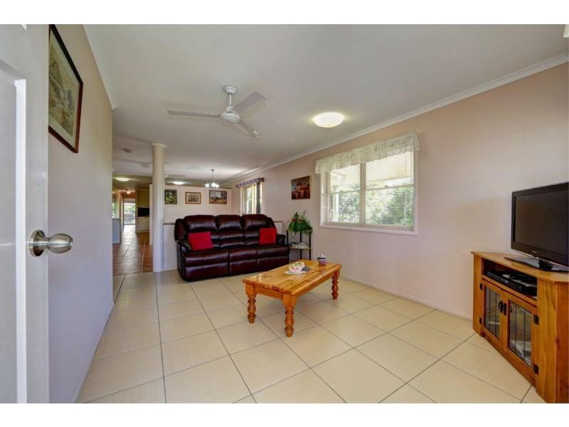 8 Clipper Street, Innes Park QLD 4670