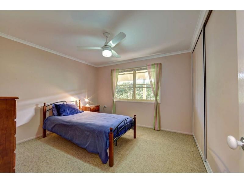 8 Clipper Street, Innes Park QLD 4670
