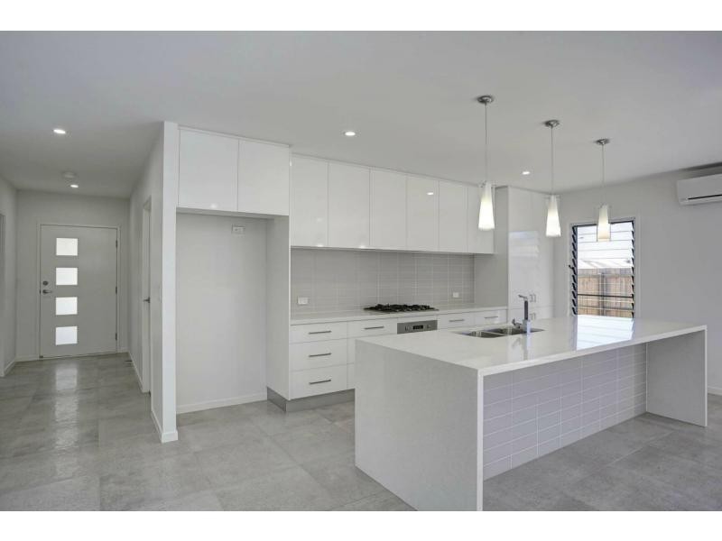 7 Sorrento Drive, Bargara QLD 4670