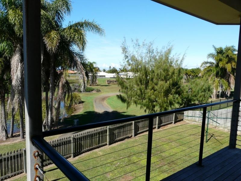 1 Robert John Circuit, Coral Cove QLD 4670