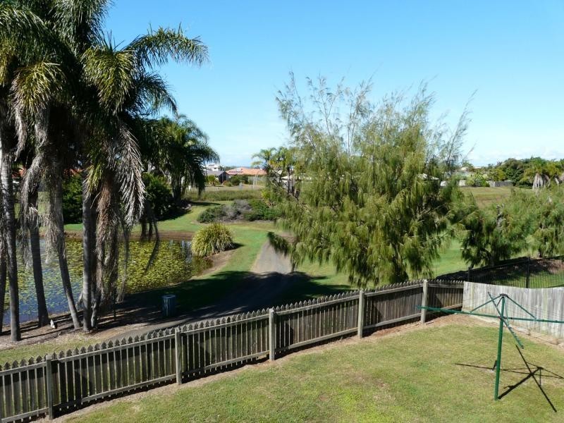 1 Robert John Circuit, Coral Cove QLD 4670