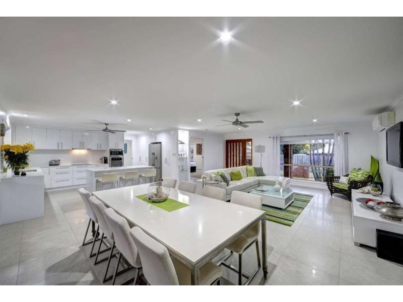 20 Fairway Drive, Golf Links Estate, Bargara QLD 4670