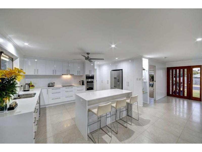 20 Fairway Drive, Golf Links Estate, Bargara QLD 4670