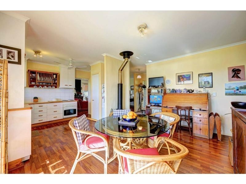 4 Wessells Road, Bargara QLD 4670