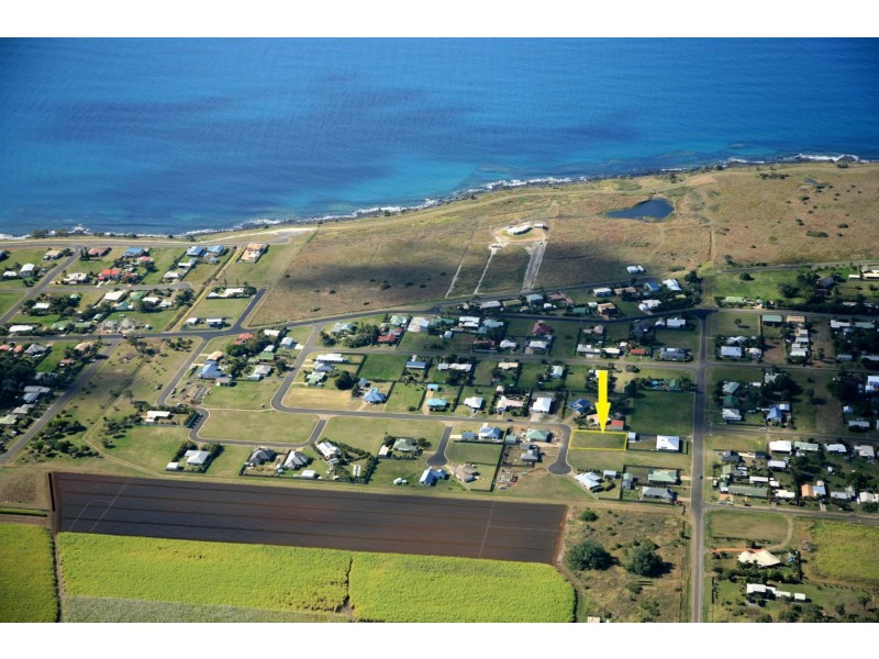 29 Cove Street, Burnett Heads QLD 4670