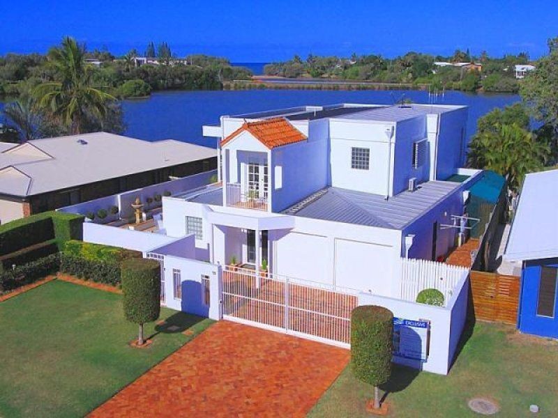 73 Fairway Drive, Bargara QLD 4670