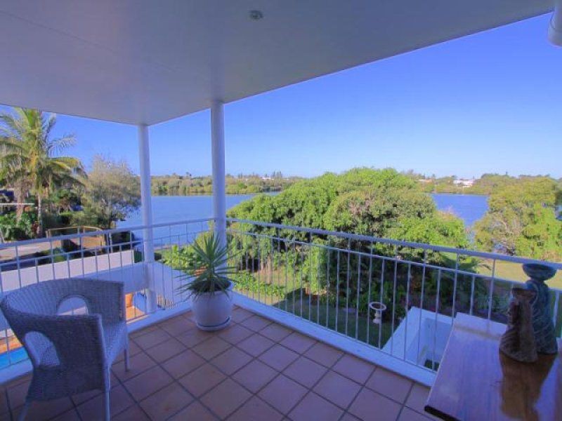 73 Fairway Drive, Bargara QLD 4670