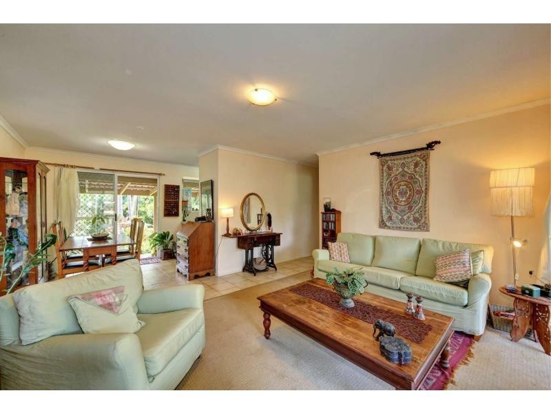 6 Leddy Crescent, Bargara QLD 4670